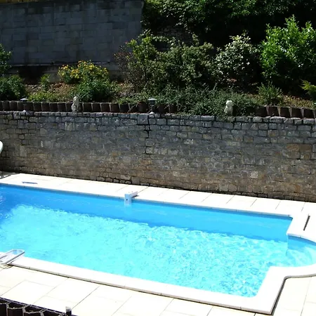 בית נופש Aveyron Location מילאו